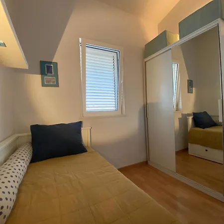 House Vesna Holiday home Jezera